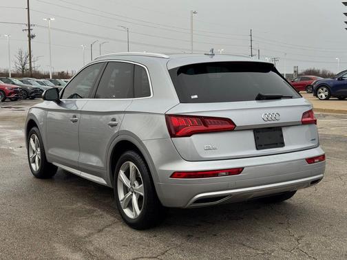 2020 Audi Q5 45 Premium