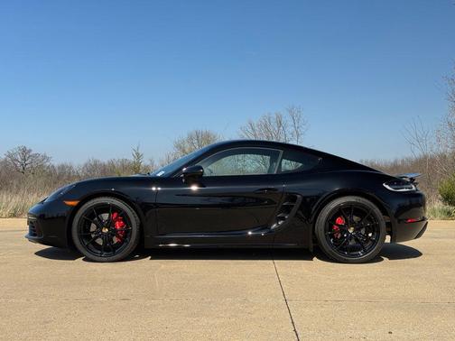 2024 Porsche 718 Cayman S