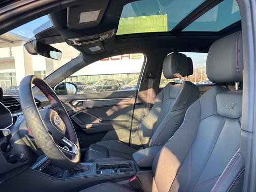 2025 Audi Q3 45 S line Premium Plus