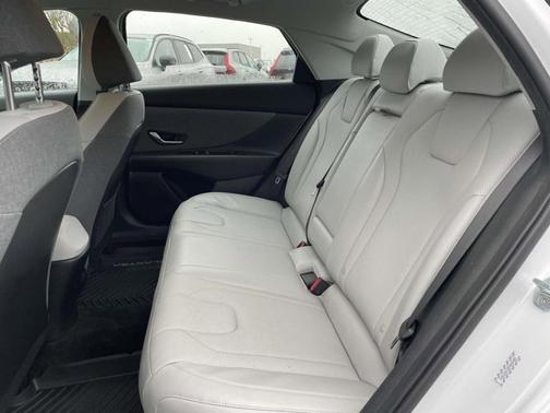 2023 Hyundai ELANTRA HEV Limited
