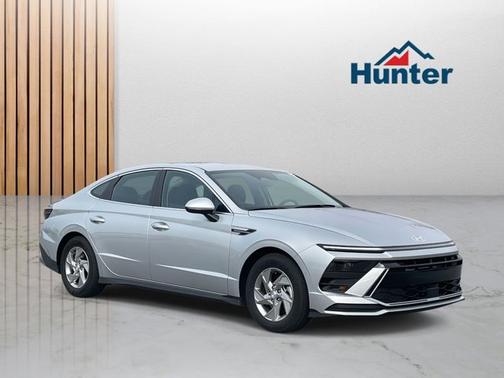 Silver 2025 Hyundai SONATA SE Sedan