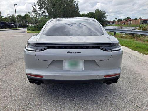 2023 Porsche Panamera Platinum Edition