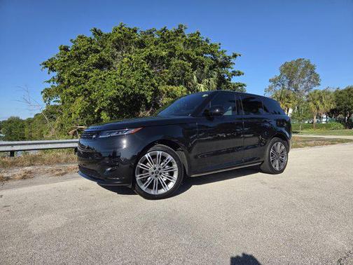 2025 Land Rover Range Rover Sport SE