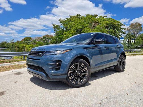 2026 Land Rover Range Rover Evoque Dynamic SE
