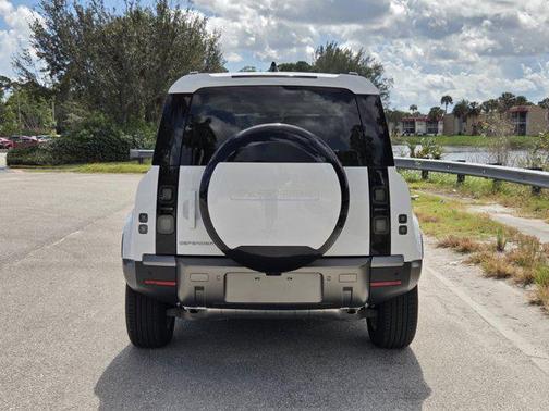 2026 Land Rover Defender S