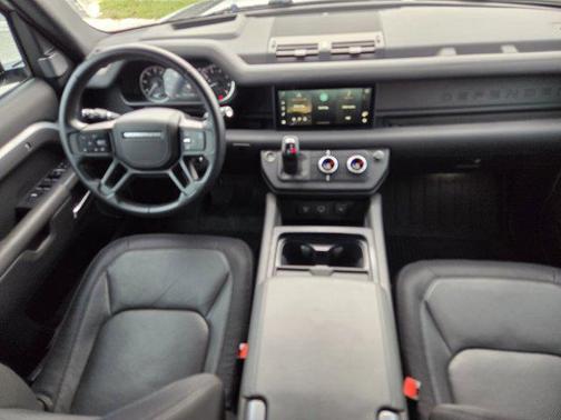 2023 Land Rover Defender 110 X-Dynamic SE