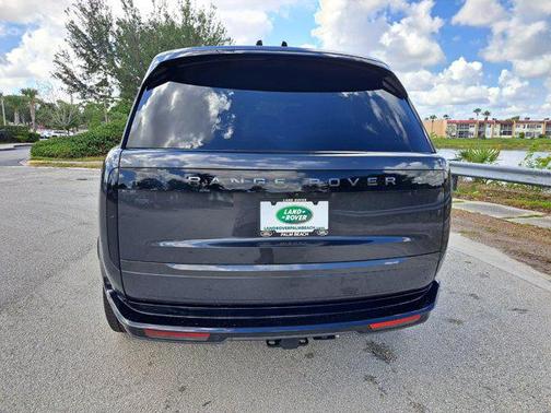 2024 Land Rover Range Rover P400 SE