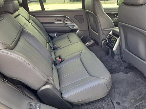 2024 Land Rover Range Rover P400 SE