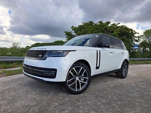 2025 Land Rover Range Rover P530 SE