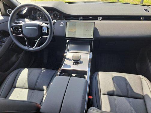 2026 Land Rover Range Rover Evoque Core S