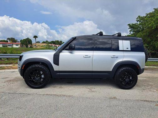 2020 Land Rover Defender 110 First Edition