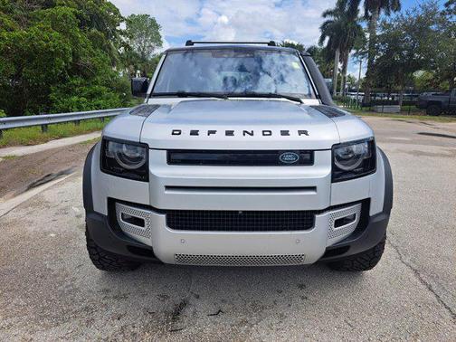 2020 Land Rover Defender 110 First Edition
