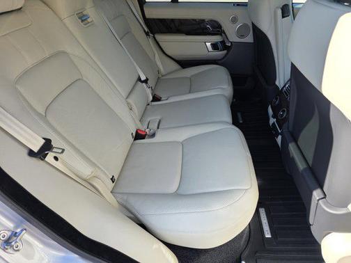 2020 Land Rover Range Rover 3.0L V6 Supercharged HSE