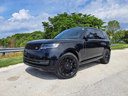 2025 Land Rover Range Rover P400 SE