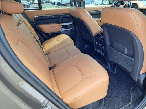 2023 Land Rover Defender 110 S