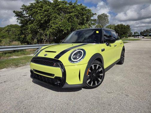 2023 MINI Hardtop Cooper S