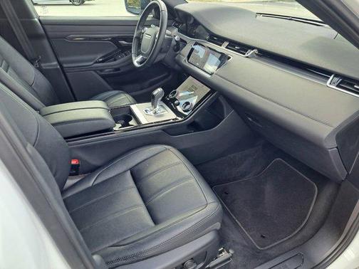 2020 Land Rover Range Rover Evoque SE