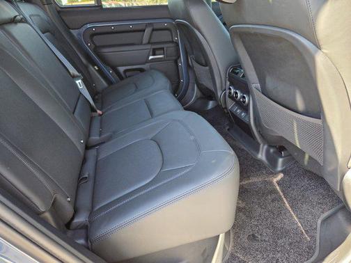 2025 Land Rover Defender 110 P500 X-Dynamic SE