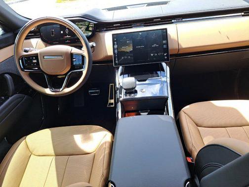 2025 Land Rover Range Rover Sport SE