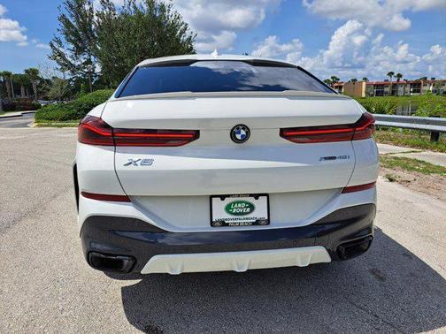 2023 BMW X6 xDrive40i