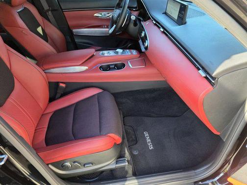 2024 Genesis GV70 3.5T AWD Sport