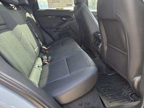 2026 Land Rover Range Rover Evoque Dynamic SE