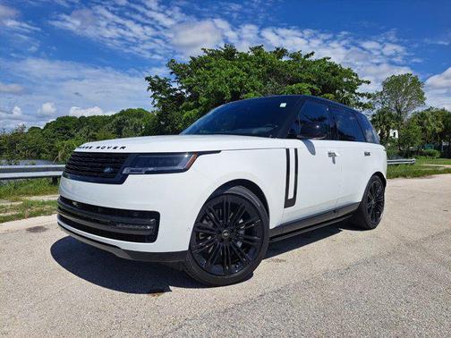 2025 Land Rover Range Rover P400 SE