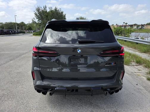 Dravit Grey Metallic 2024 BMW X5 M Base