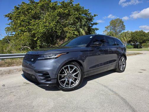 2026 Land Rover Range Rover Velar P250 SE R-Dynamic