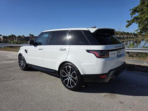 2022 Land Rover Range Rover Sport HSE Silver Edition