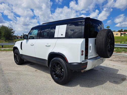 2023 Land Rover Defender 110 S