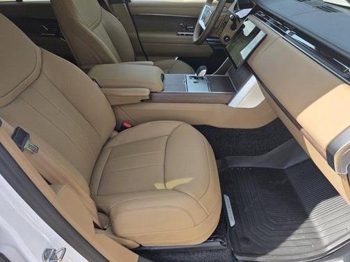 2026 Land Rover Range Rover P400 SE