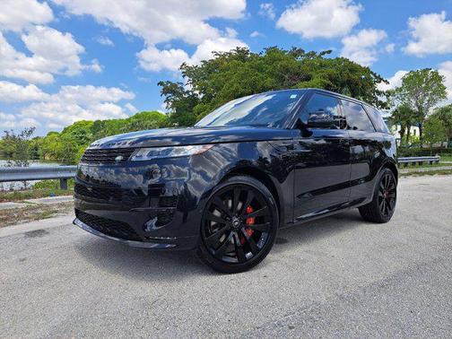 2025 Land Rover Range Rover Sport SE