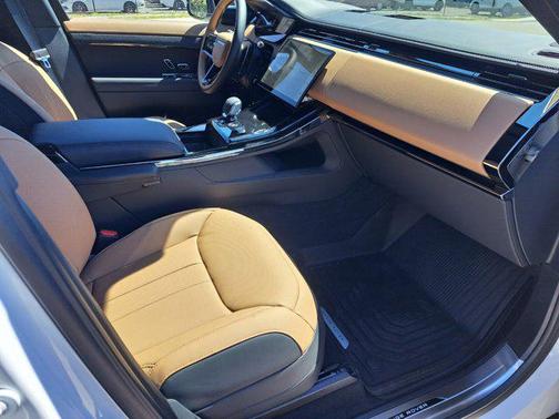 2025 Land Rover Range Rover Sport SE