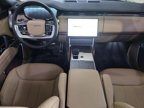 1lc-301my 2026 Land Rover Range Rover P400 SE
