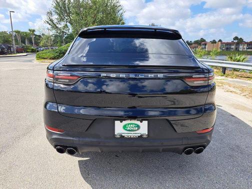 2021 Porsche Cayenne Base