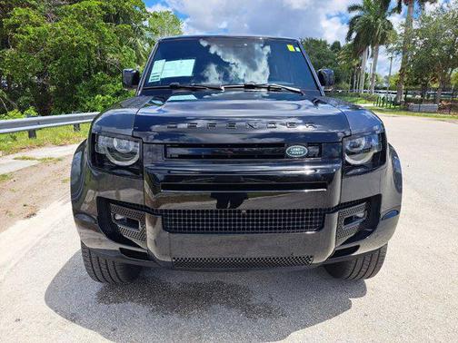 2023 Land Rover Defender 110 X