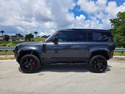2023 Land Rover Defender 110 X