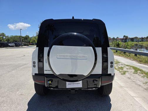 Fuji White 2026 Land Rover Defender P300 S
