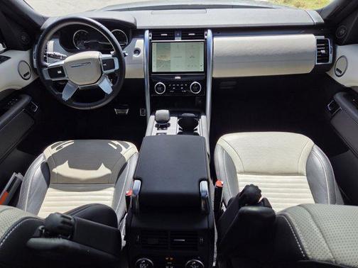 2023 Land Rover Discovery P360 HSE R-Dynamic