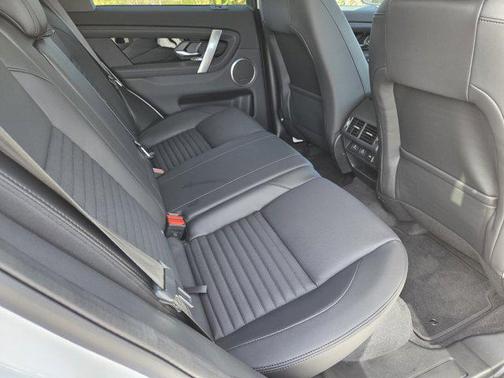 2025 Land Rover Discovery Sport S