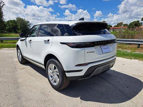2026 Land Rover Range Rover Evoque Core S