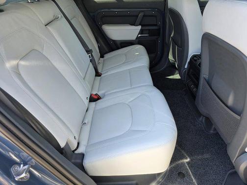 2026 Land Rover Defender P300 S