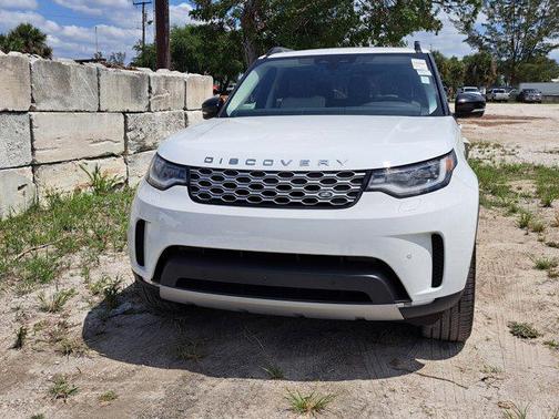 2025 Land Rover Discovery P300 S