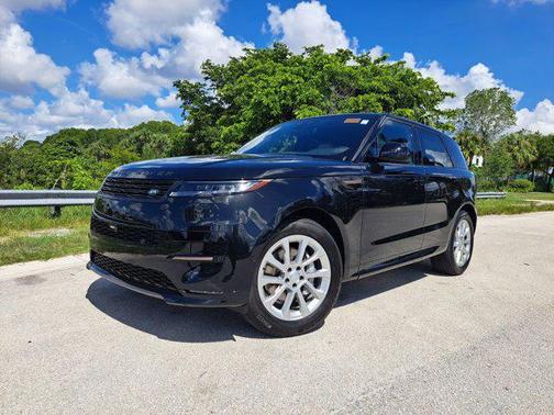 2025 Land Rover Range Rover Sport SE