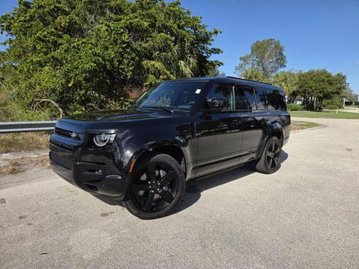 2026 Land Rover Defender X-Dynamic SE