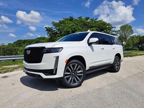 2023 Cadillac Escalade Sport