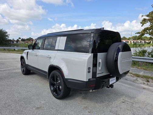 Borasco Grey Metallic 2026 Land Rover Defender P300 S