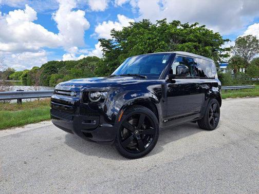 2025 Land Rover Defender V8