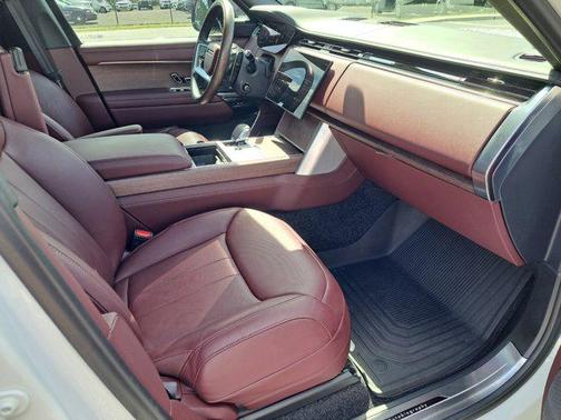 2024 Land Rover Range Rover P530 Autobiography